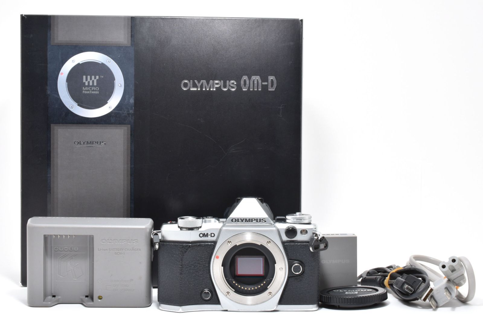 ☆元箱付き良品☆ オリンパス OLYMPUS OM-D E-M5 MARK II シルバー