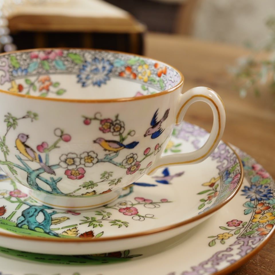 ミントン皇帝の庭エンペラーズガーデン トリオB