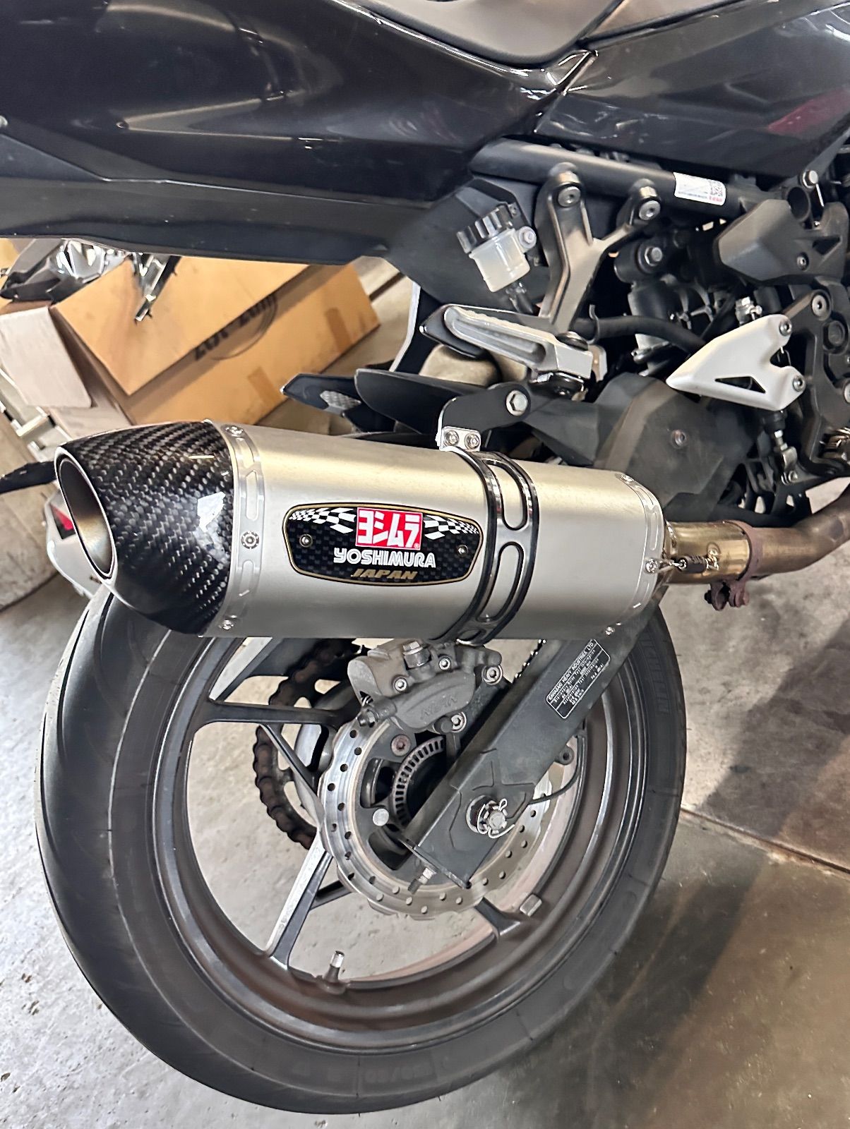 NINJA ニンジャ ヨシムラ スリップオンマフラー Slip On R 77 S サイクロン カーボンエンド EXPORT SPEC 政府認証 2018〜