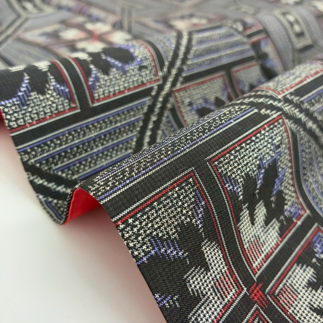 村山大島紬 裄66 素敵な絣柄 正絹 着物 MK-1894 - メルカリ