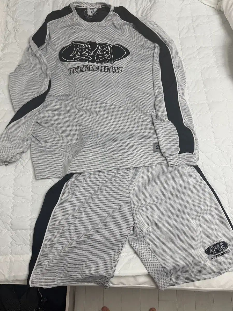 OVERWHELM トレーニングウェア 上下セット