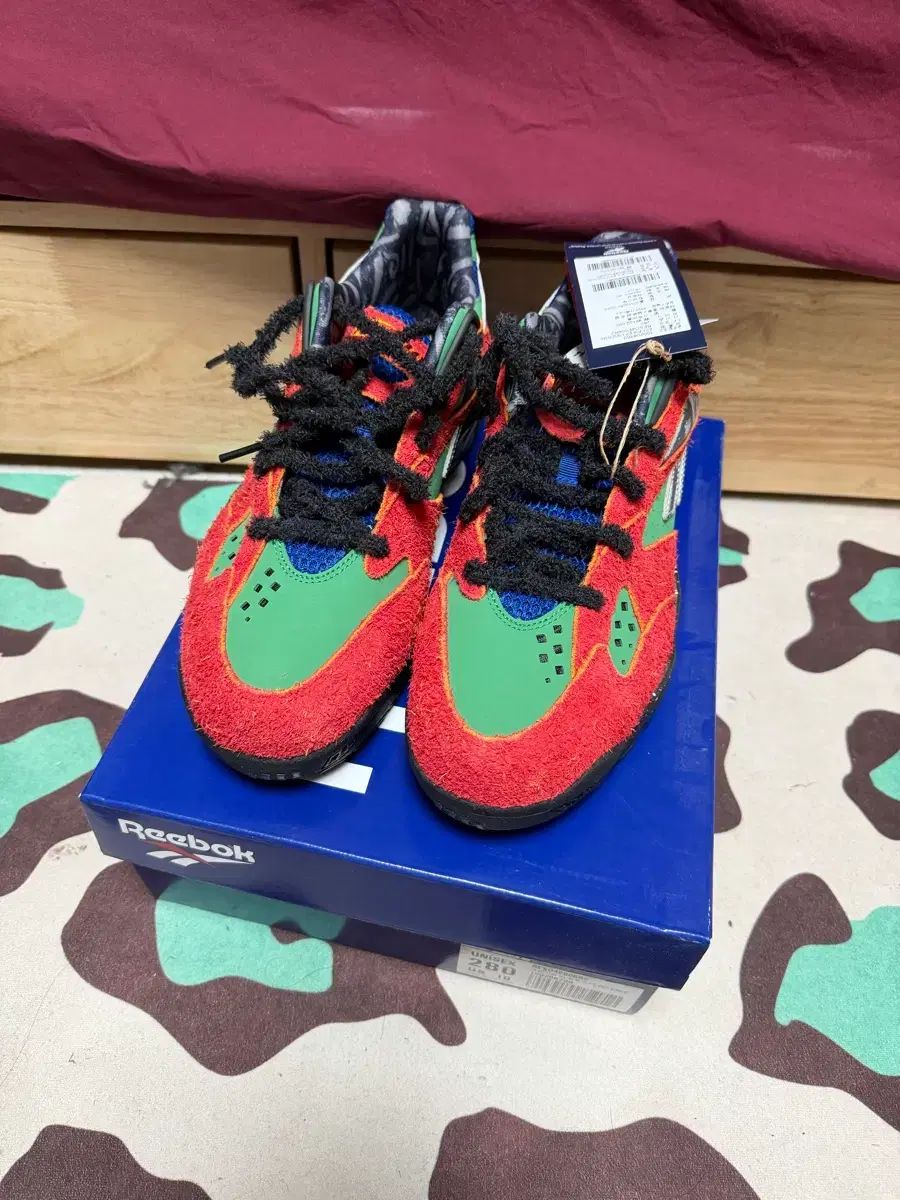 イェスアイシー リーボック バスケシューズ