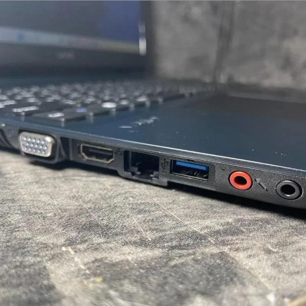 Windows11 Office2024 VAIO SSD 初期設定済 - メルカリ
