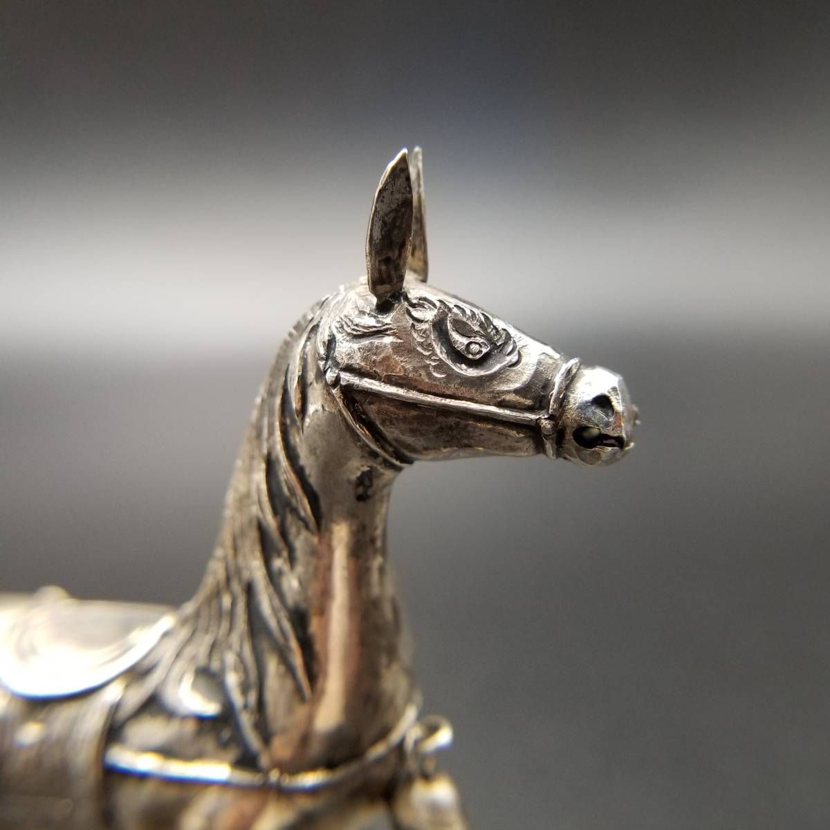 馬 立体彫刻 925 シルバー 米国 ヴィンテージ フィギュア 置物 鈴 鞍