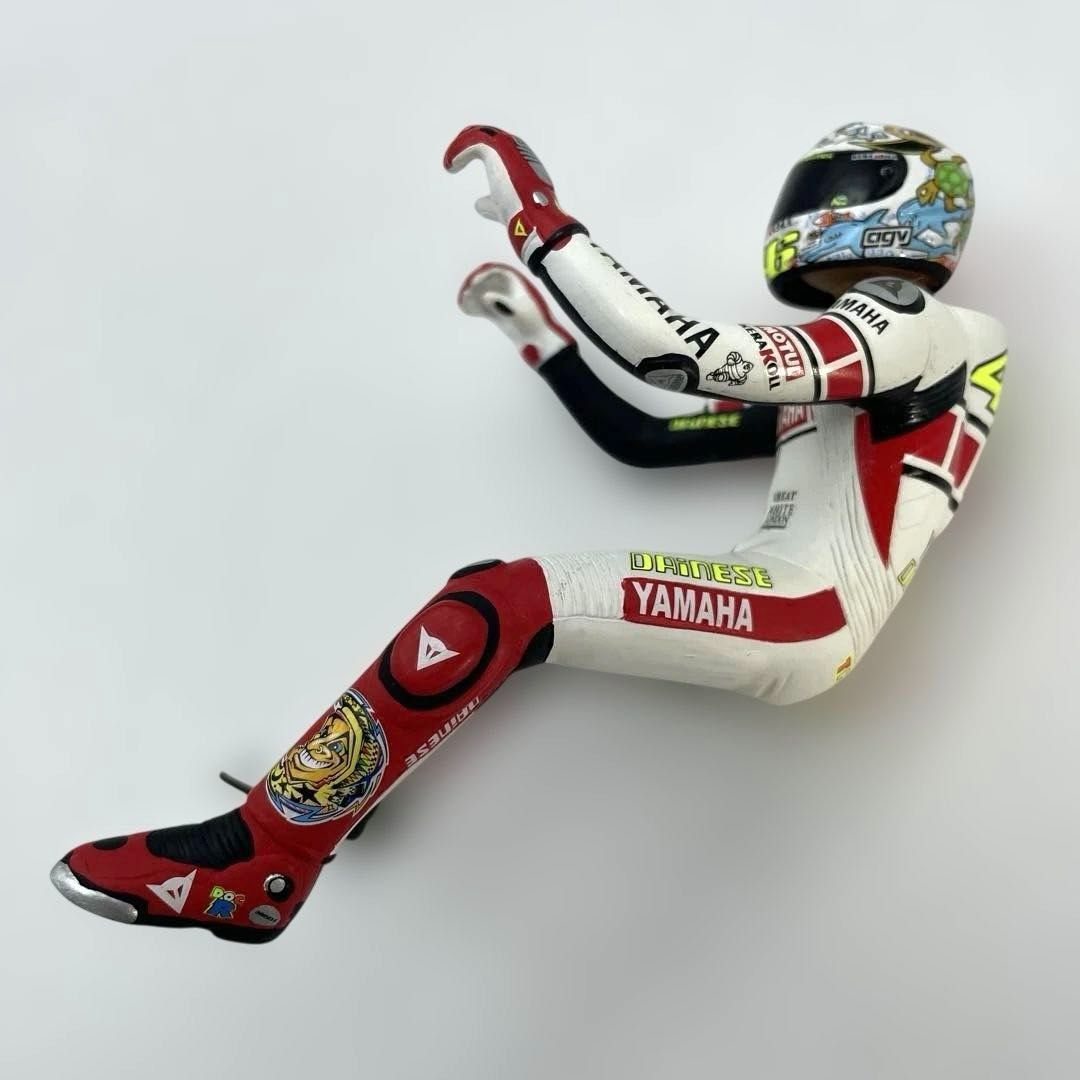 ミニチャンプス 1/12 バレンティーノ・ロッシ MotoGP 2005