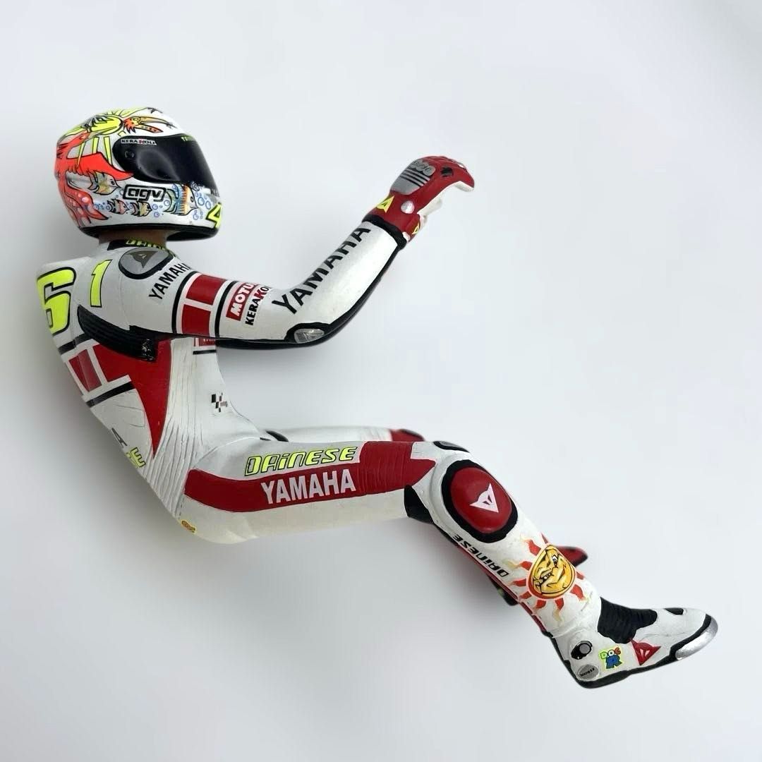ミニチャンプス 1/12 バレンティーノ・ロッシ MotoGP 2005