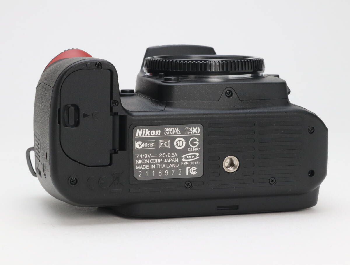 AA (新品級) Nikon ニコン D90 ボディ シャッター回数141 初期不良返品