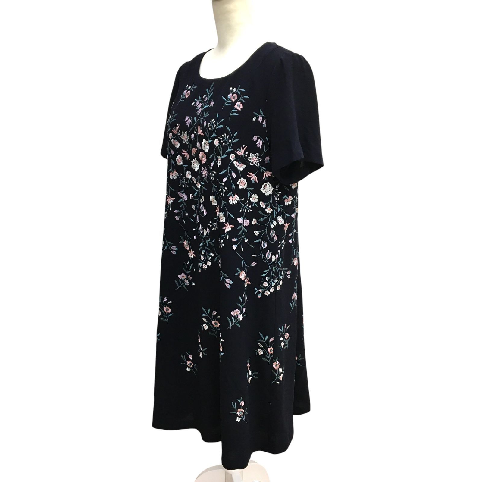 ZM1667【美品】Rose Tiara ローズティアラ 半袖ワンピース ブラック+花