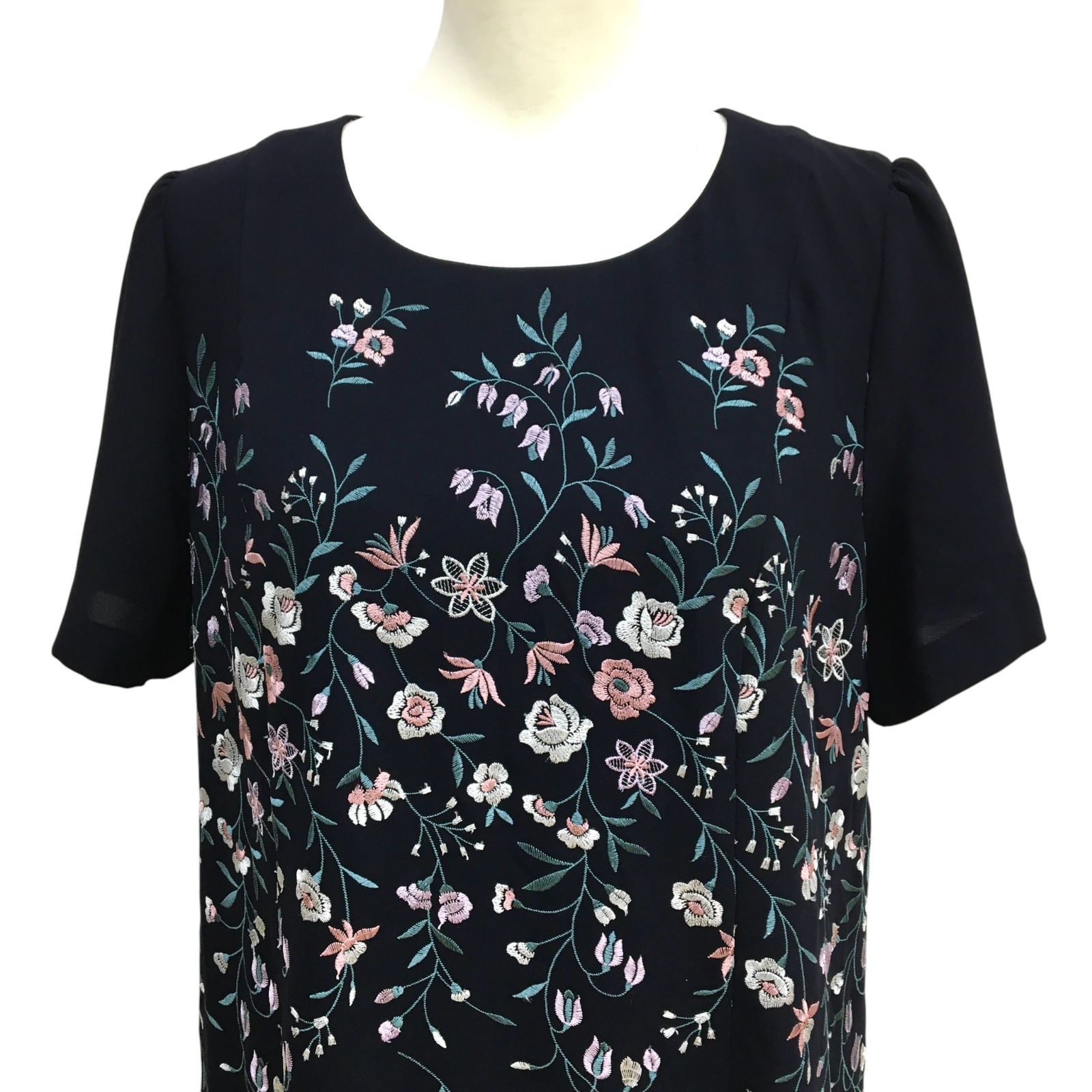 ZM1667【美品】Rose Tiara ローズティアラ 半袖ワンピース ブラック+花