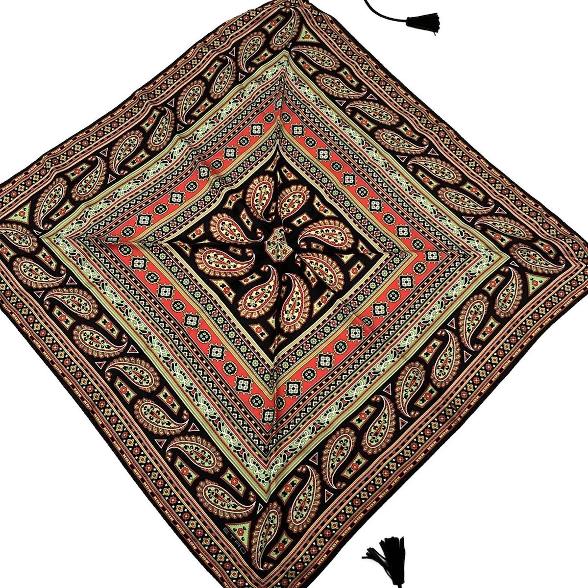 ETRO(エトロ) スカーフ新品同様 黒×レッド×マルチ フリンジ - メルカリ