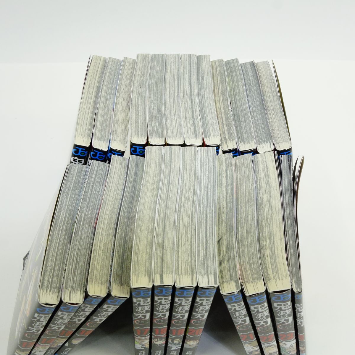 鬼滅の刃 1～23巻 全巻・零巻セット/コミック/吾峠呼世晴 ※中古 - メルカリ