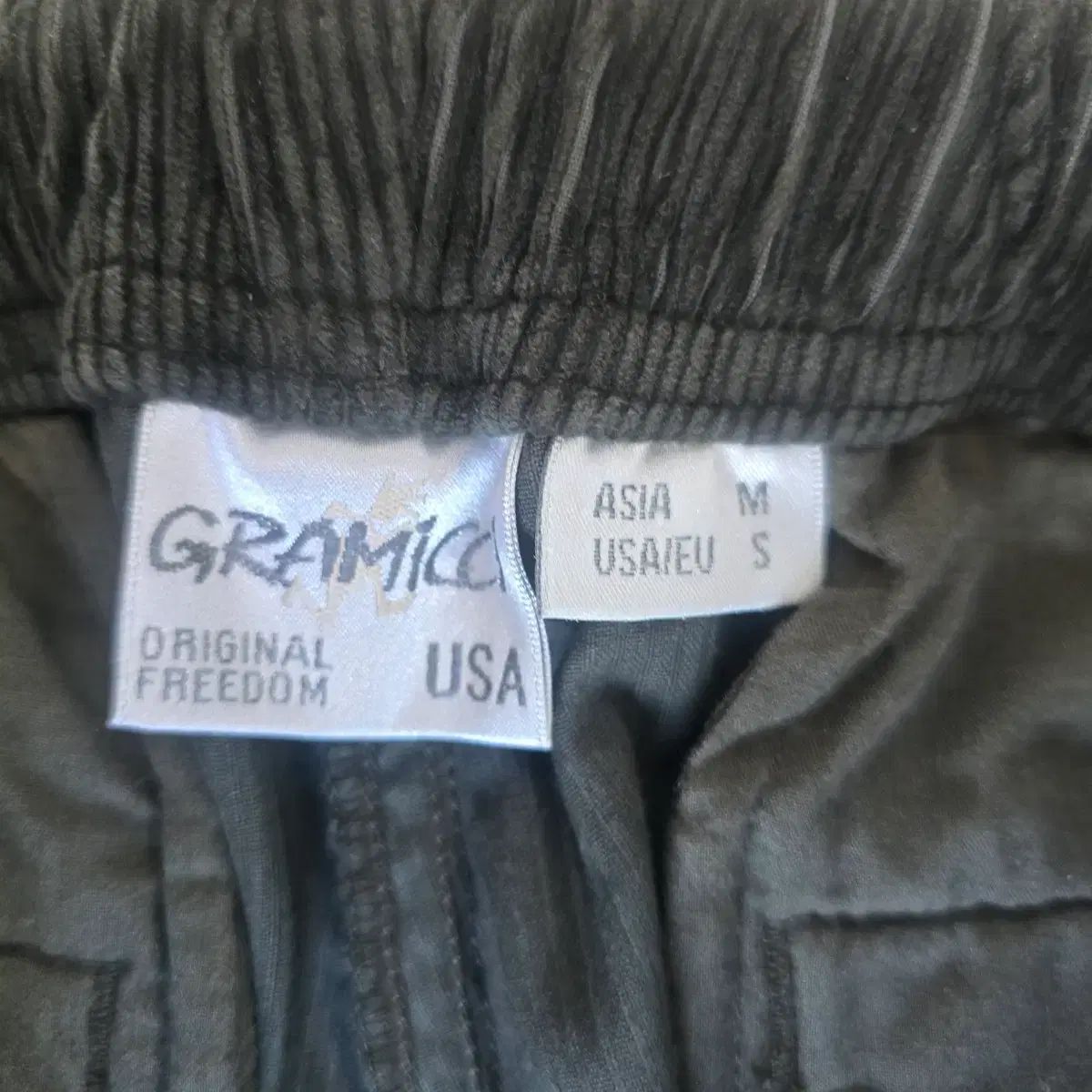 グラミチ ブラック コーデュロイ パンツ