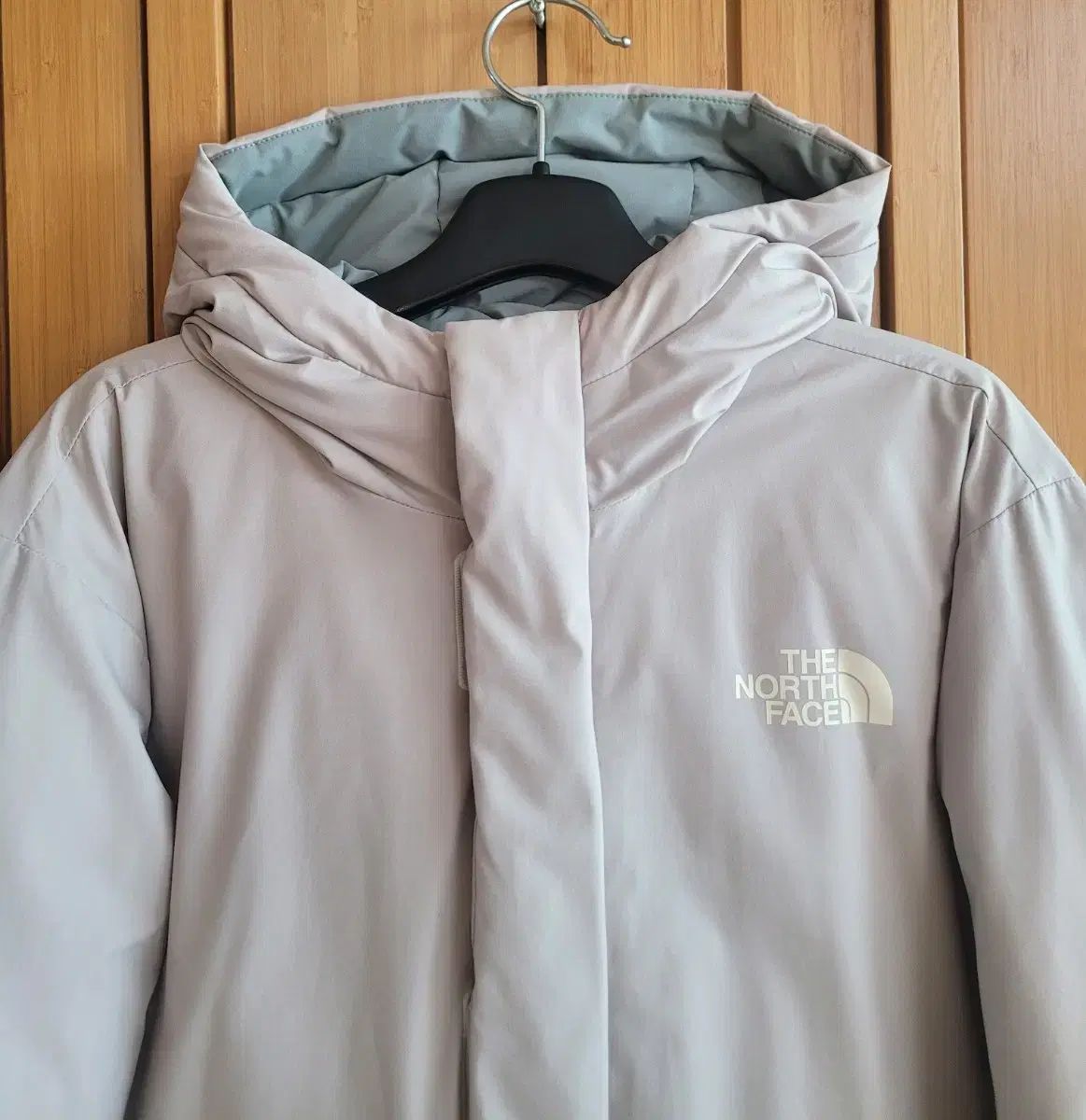 ダウンジャケット