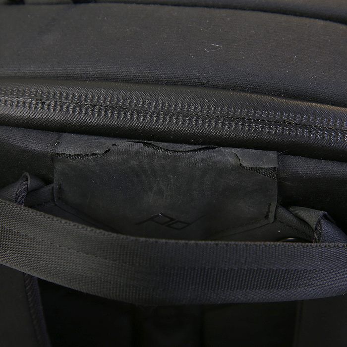 ヒ゜ークテ゛サ゛イン トラベルバックパック45 L ブラック