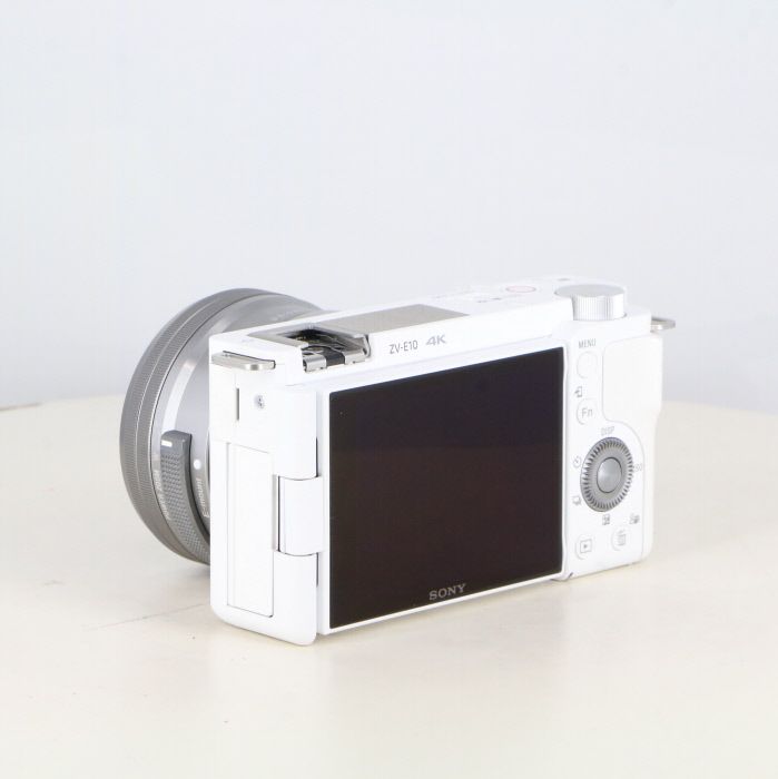 中古】(ソニー) SONY VLOGCAM ZV-E10ホワイト+E PZ16-50キット - メルカリ