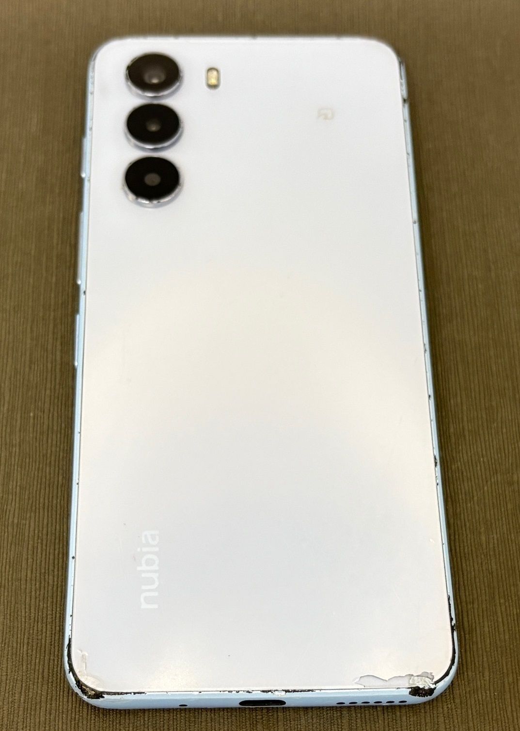 ジャンク品】nubia S 5G 128GB ライトパープル softbank -SP757-