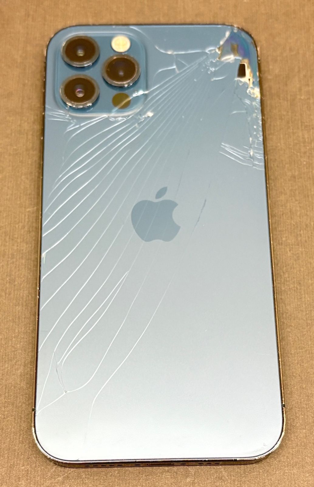 ジャンク品】iPhone 12Pro 128GB パシフィックブルー simフリー -SP746