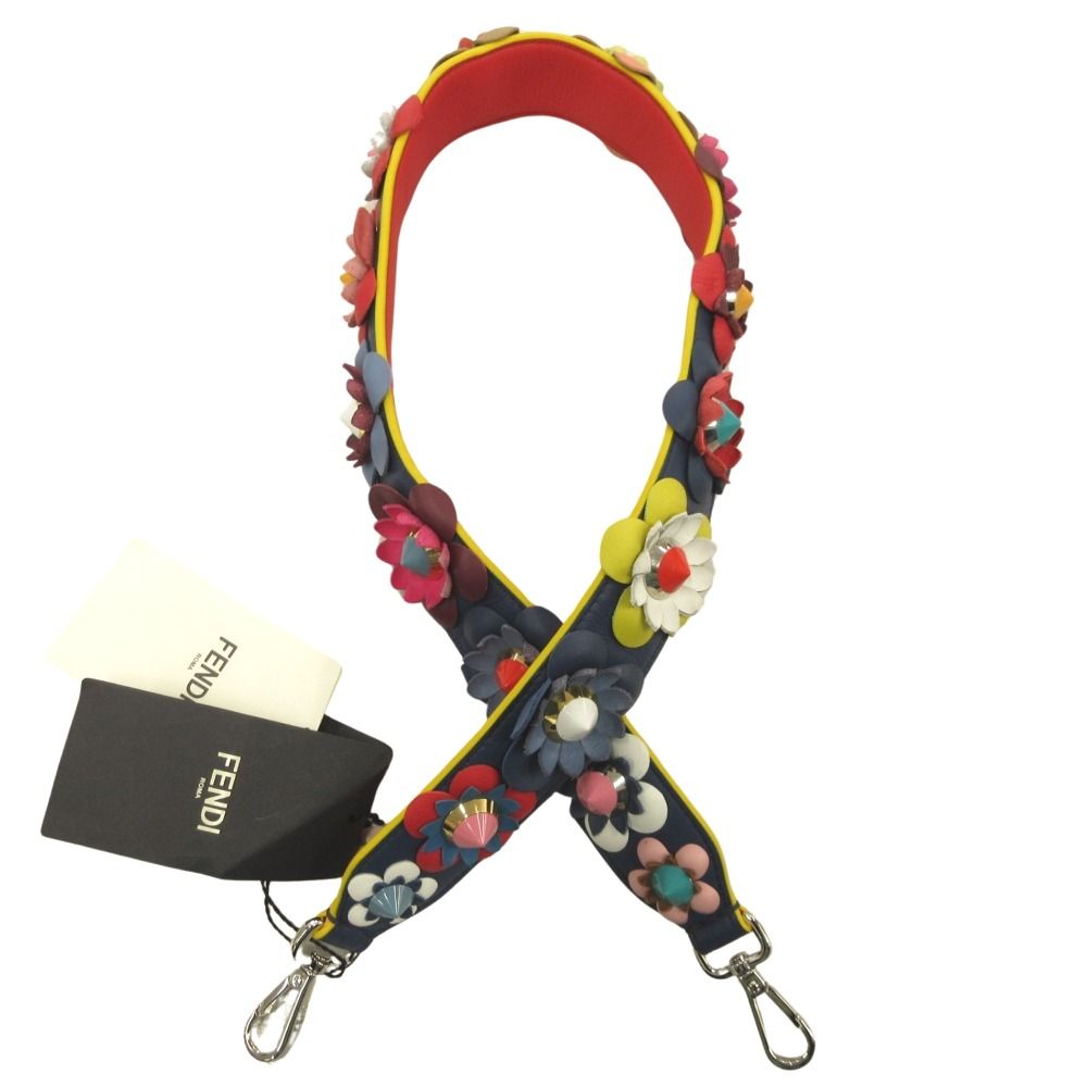 未使用 FENDI フェンディ フラワー スタッズ ストラップユー
