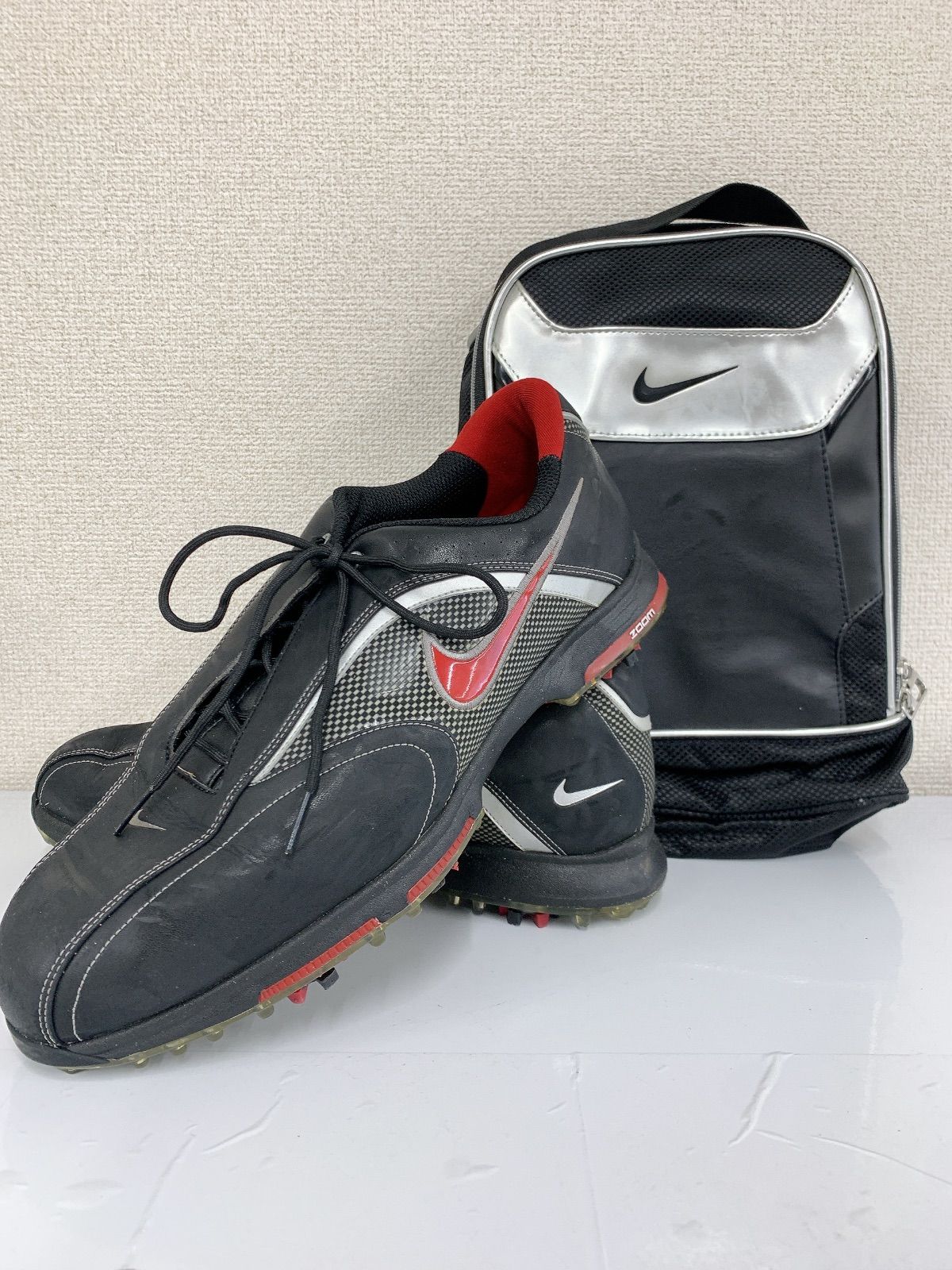÷3 NIKE ナイキ ゴルフシューズ 29cm 靴 スニーカー ブラック レッド 黒 赤 ケース付き【ファッション】【2】