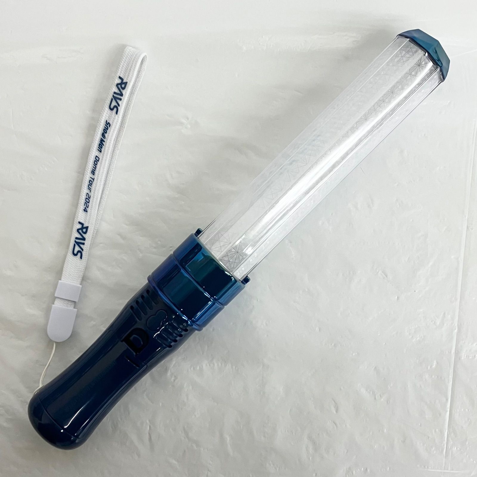 Snow Man RAYS ペンライト f116 NLQ528 - メルカリ