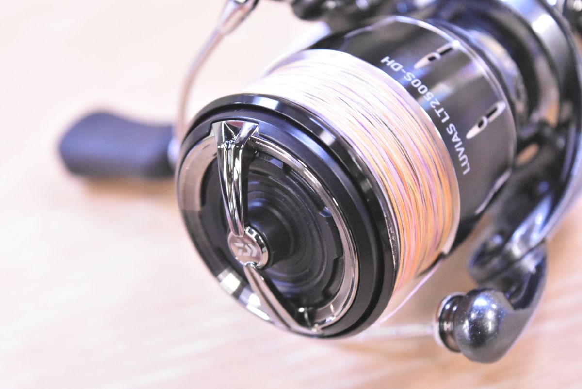スピニングリール