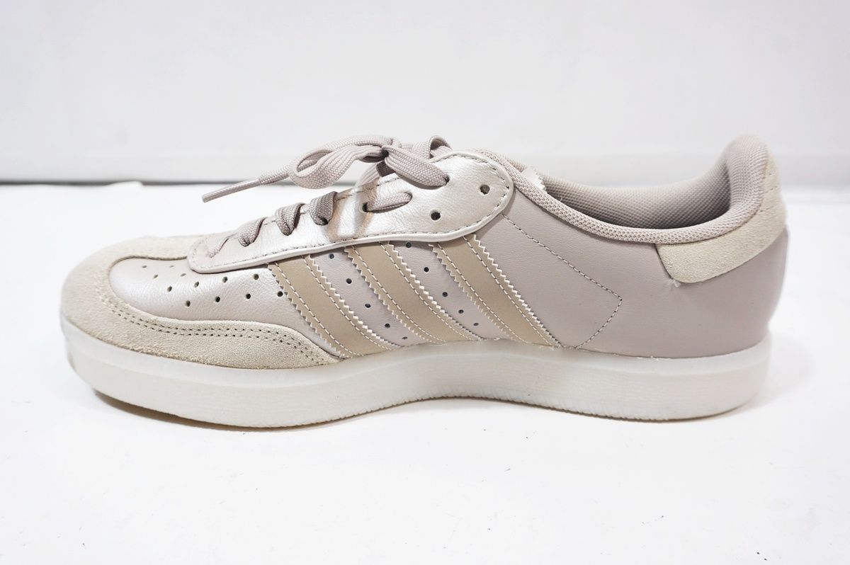 ADIDAS アディダス