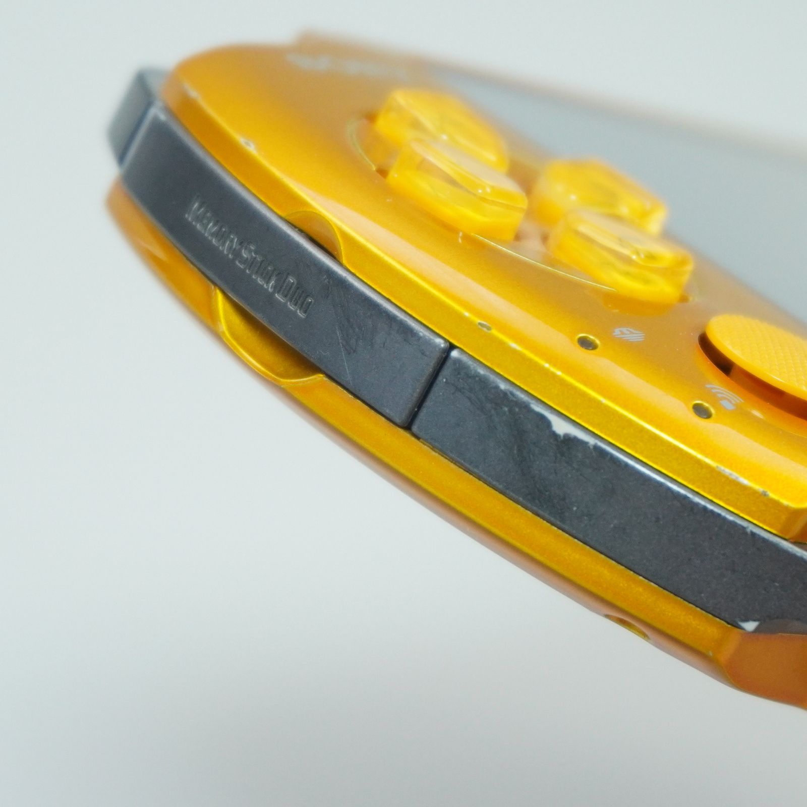 ゴールド ブライトイエロー