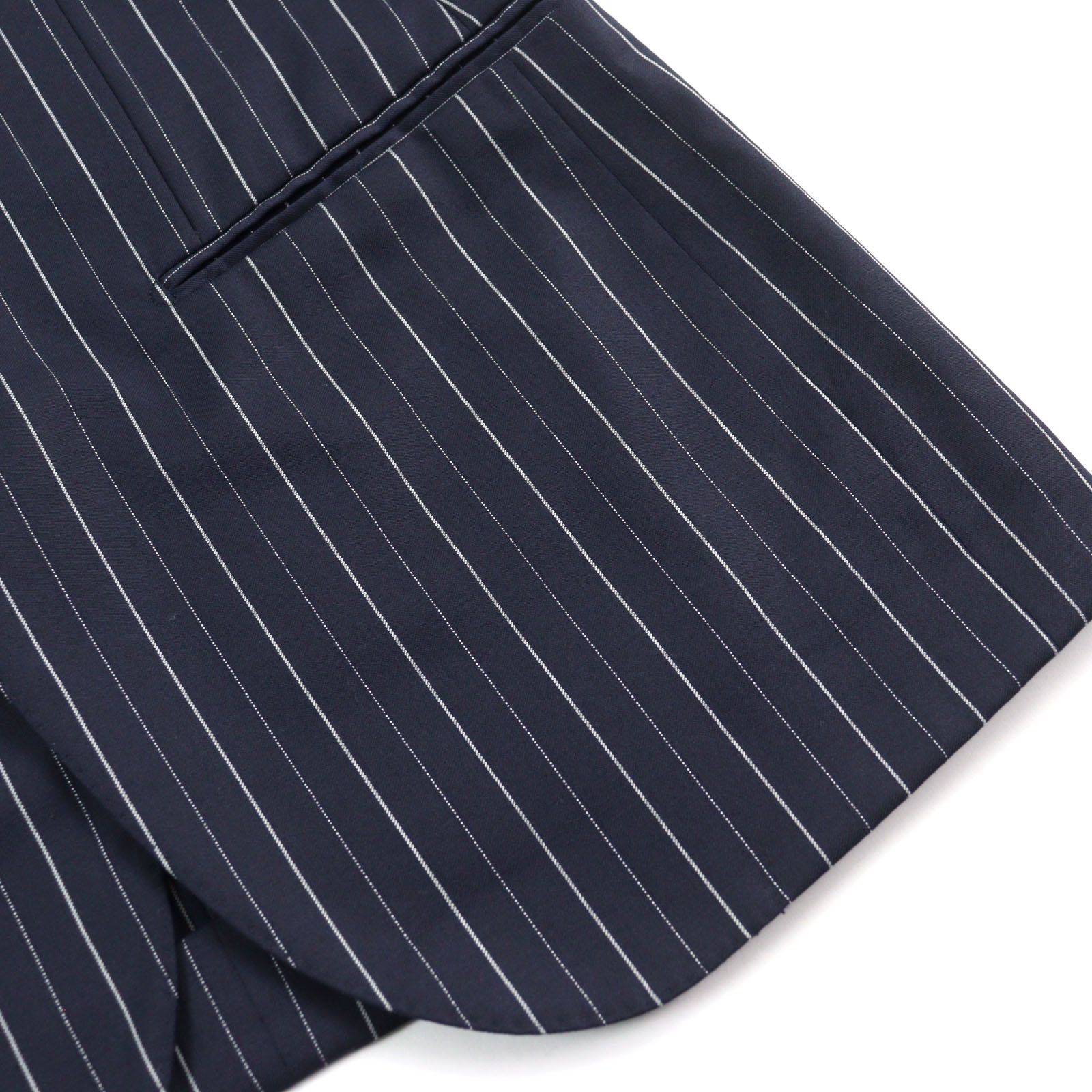 美品○ISAIA イザイア ウール100% Super 120s生地使用 ストライプ柄