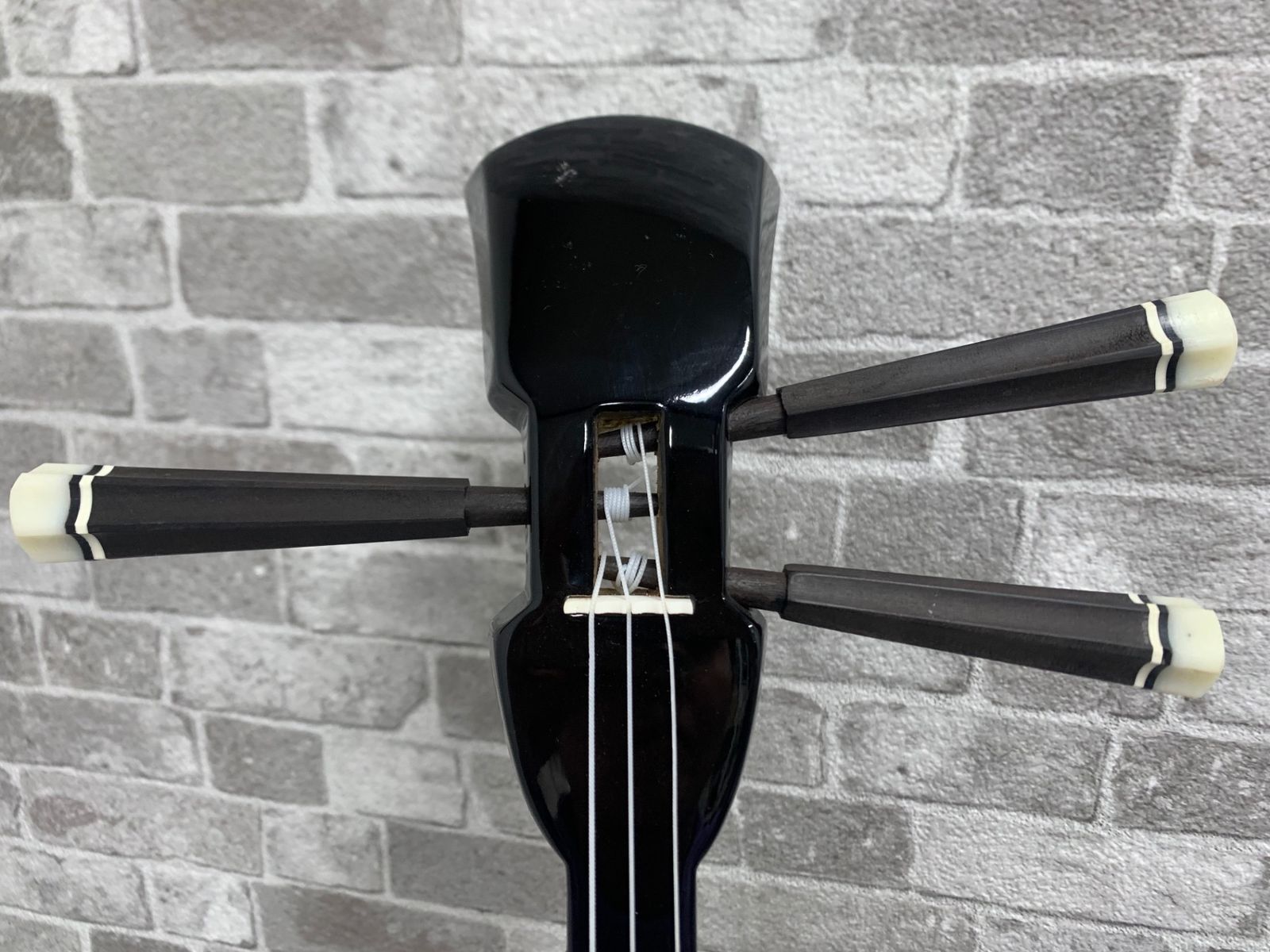 三線 さんしん 初心者独学用 弦楽器 ケース/スタンド付き - メルカリ