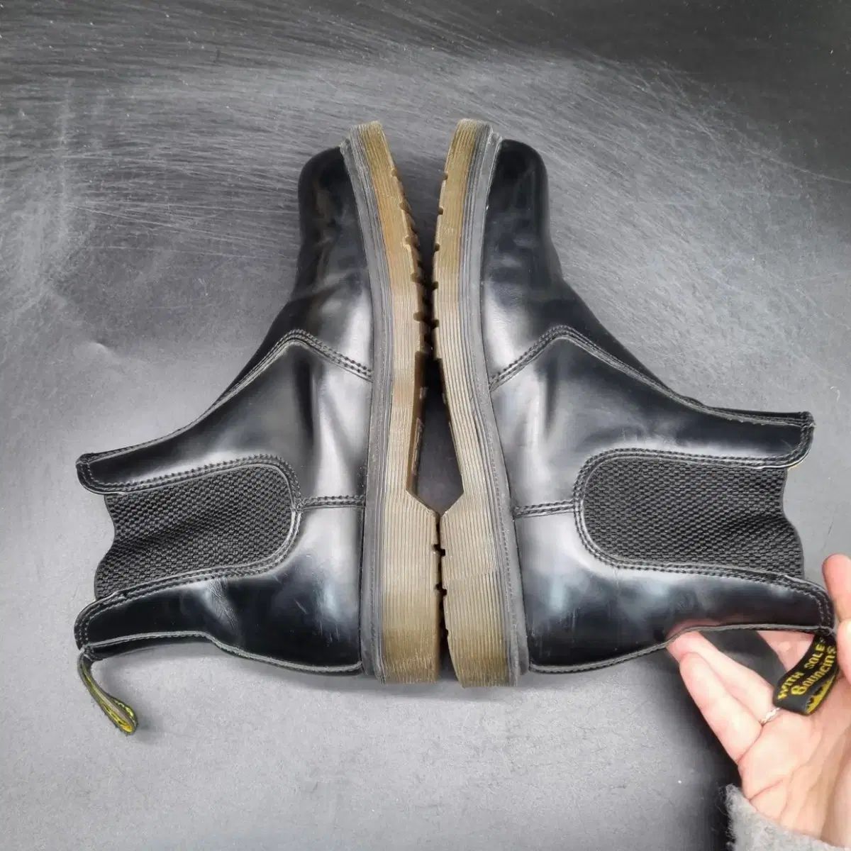 MARTENS ドクターマーチン