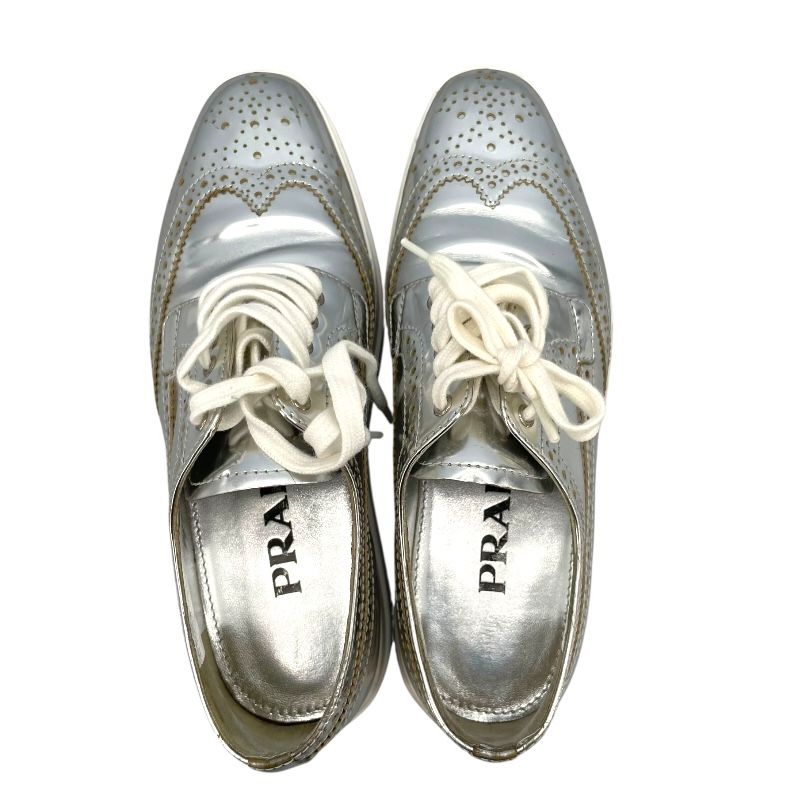 プラダ PRADA ウィングチップ ローカットスニーカー シルバー