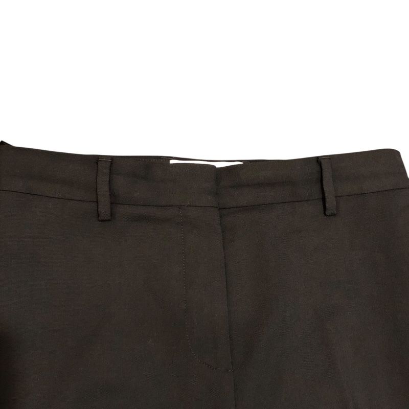 ストレートスラックスパンツ