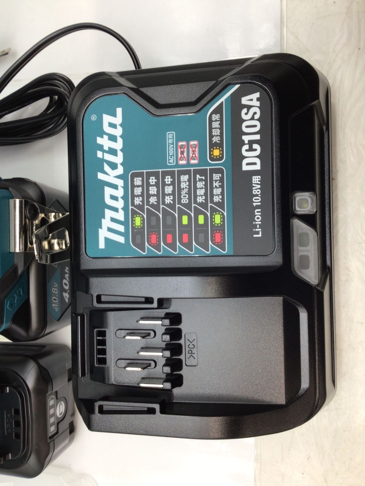 Makita マキタ 10.8 V充電式インパクトレンチ エコツー M 02