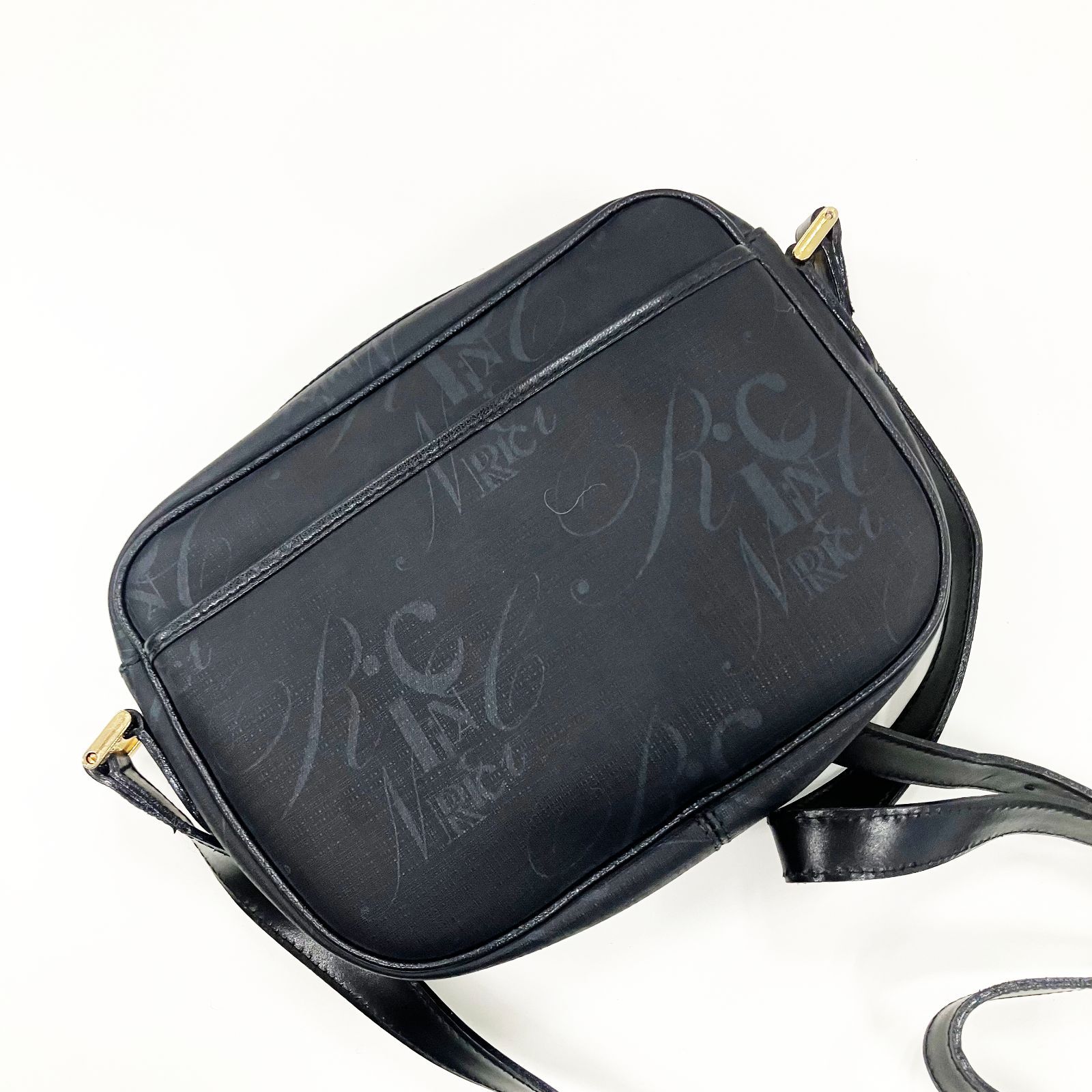 NINA RICCI ニナリッチ ブラック ショルダーバッグ ：A3273 - メルカリ