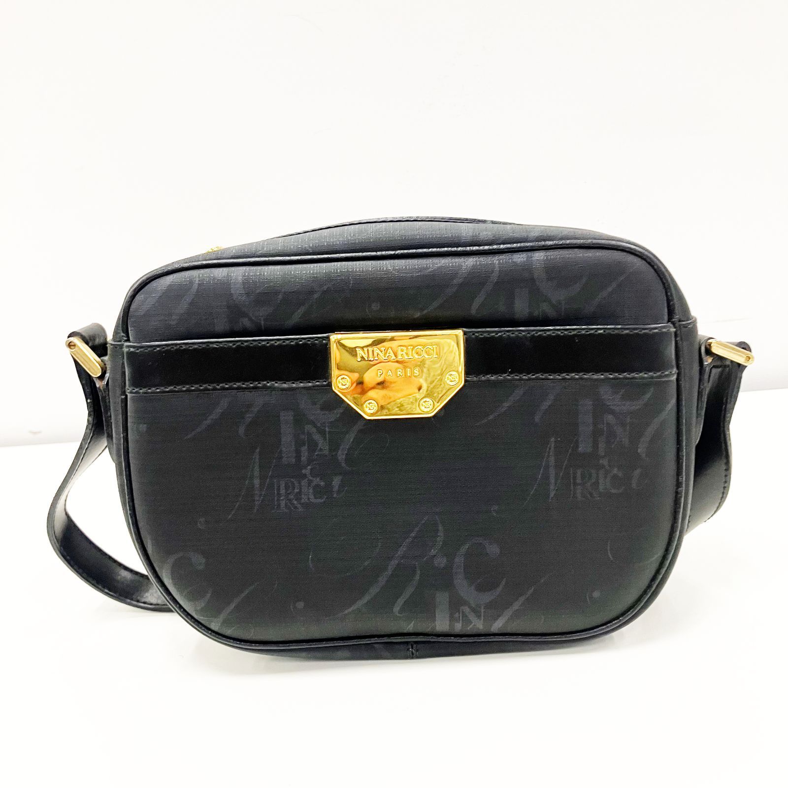 NINA RICCI ニナリッチ ブラック ショルダーバッグ ：A3273 - メルカリ