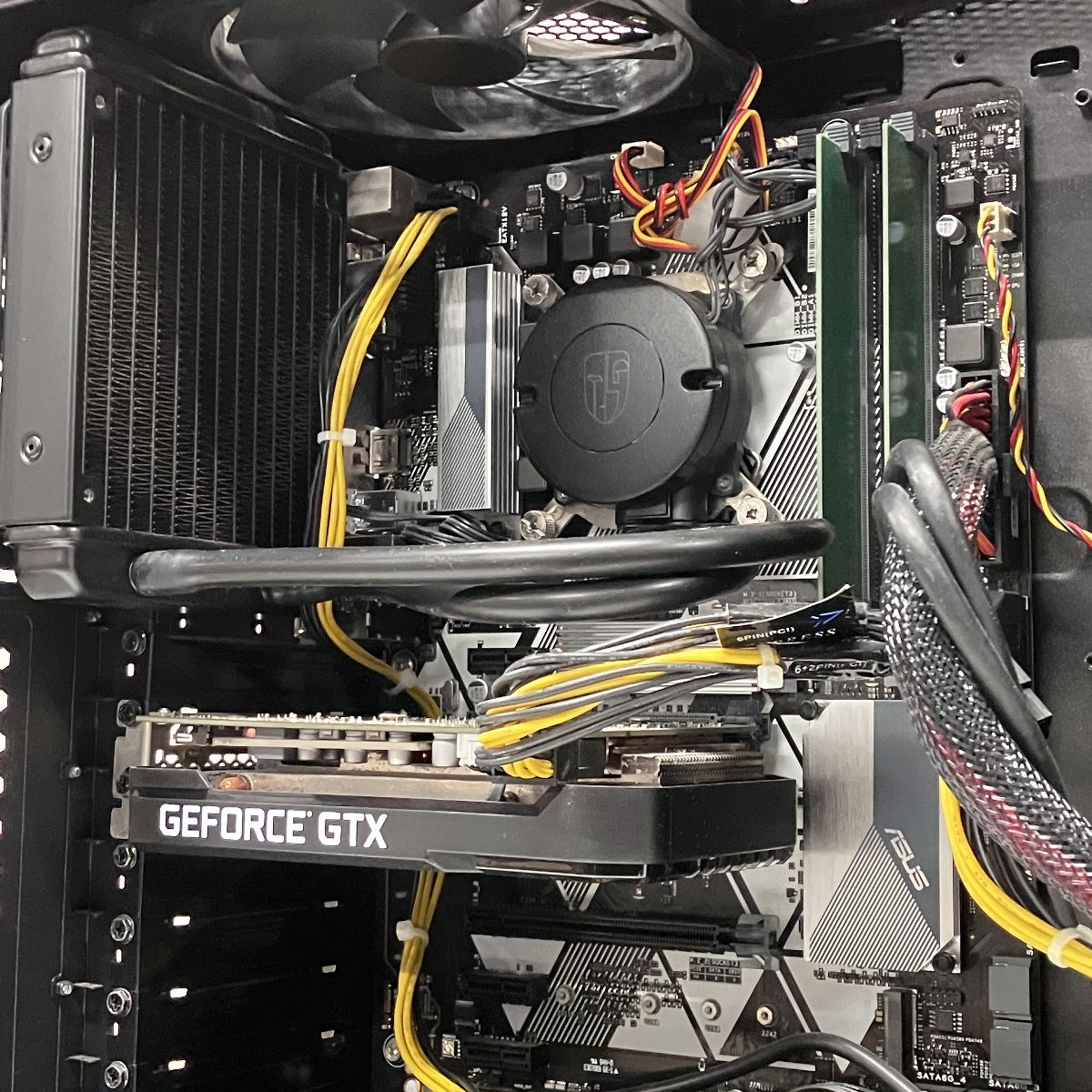 Thirdwave GALLERIA XT デスクトップPC i7-9700F 16GB HDD 4.0TB SSD