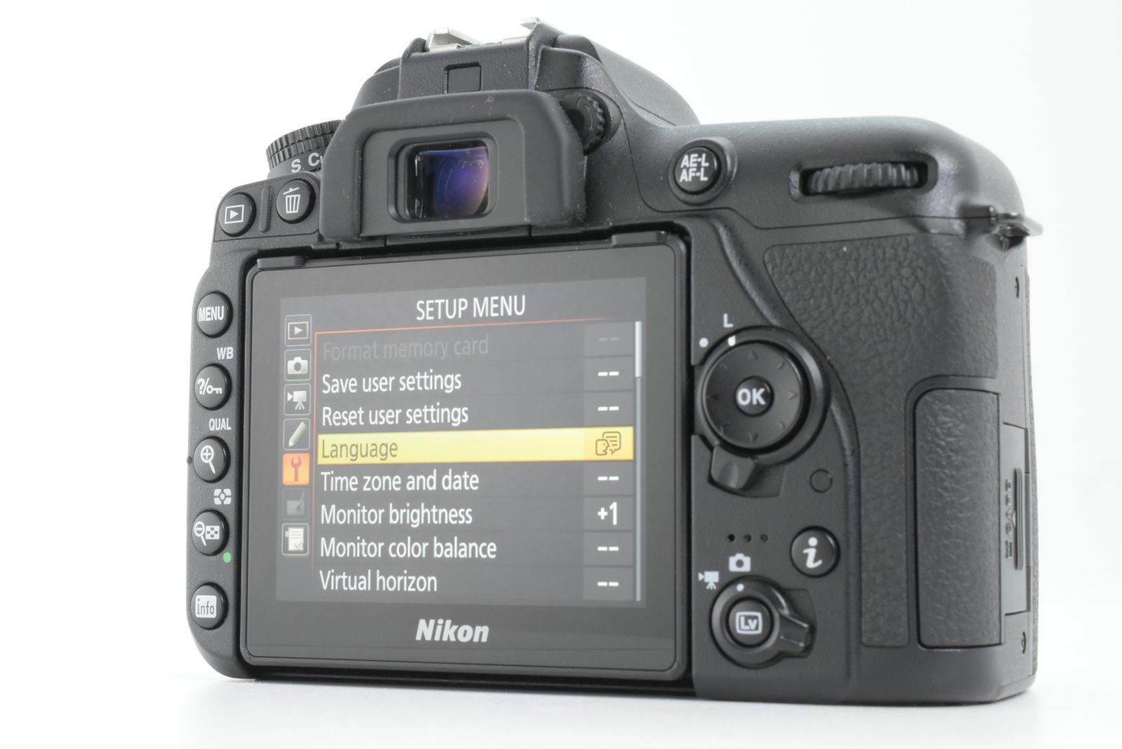 美品】シャッターカウント632回 Nikon D7500 20.9MP Digital SLR