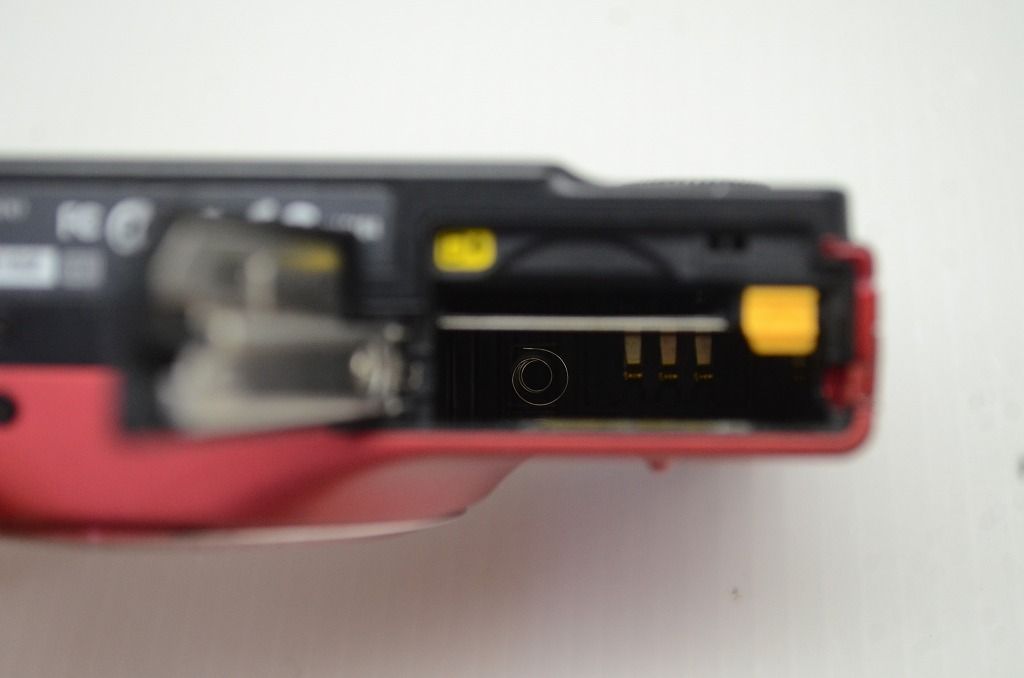 Nikon ニコン COOLPIX S8200 コンパクトデジタルカメラ レッド 251203g