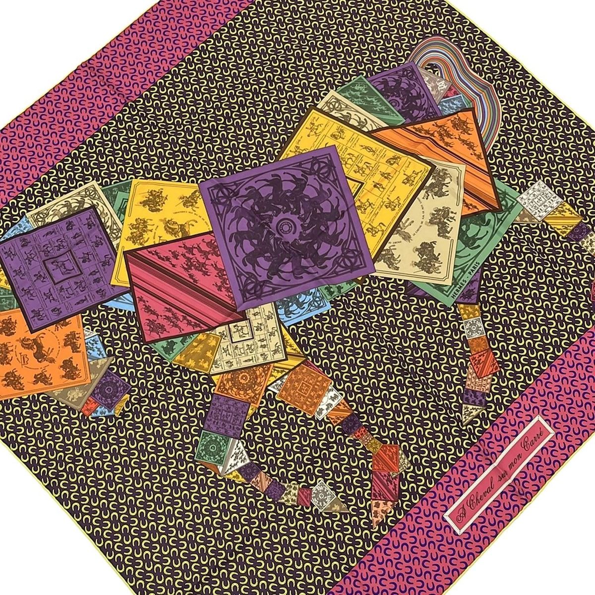 HERMES エルメス スカーフ カレ90 パープル×ピンク×シャルトリューズ A Cheval sur mon Carre