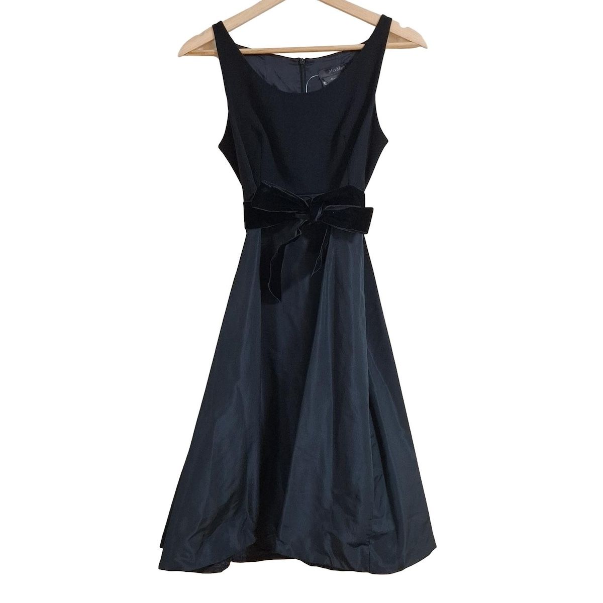 Max Mara マックスマーラ ワンピース サイズ36 J レディース 黒 ノースリーブ ひざ丈