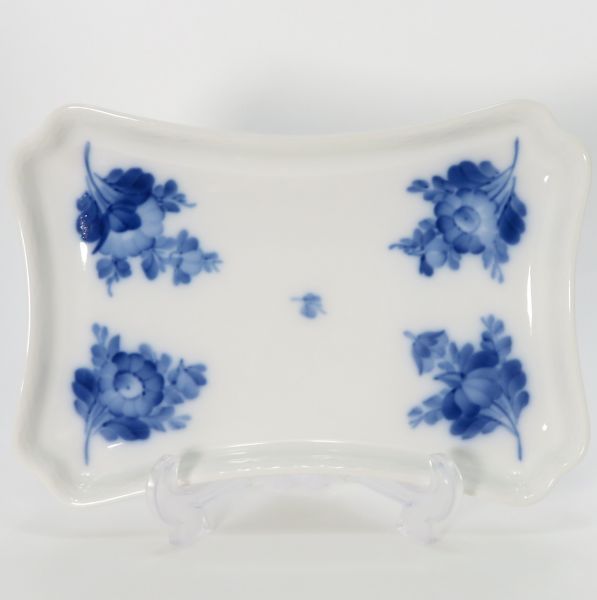 美品　ロイヤルコペンハーゲン ブルーフラワー カーブ スクエア プレート 角皿 美品 ロイヤルコペンハーゲン ブルーフラワー カーブ スクエア