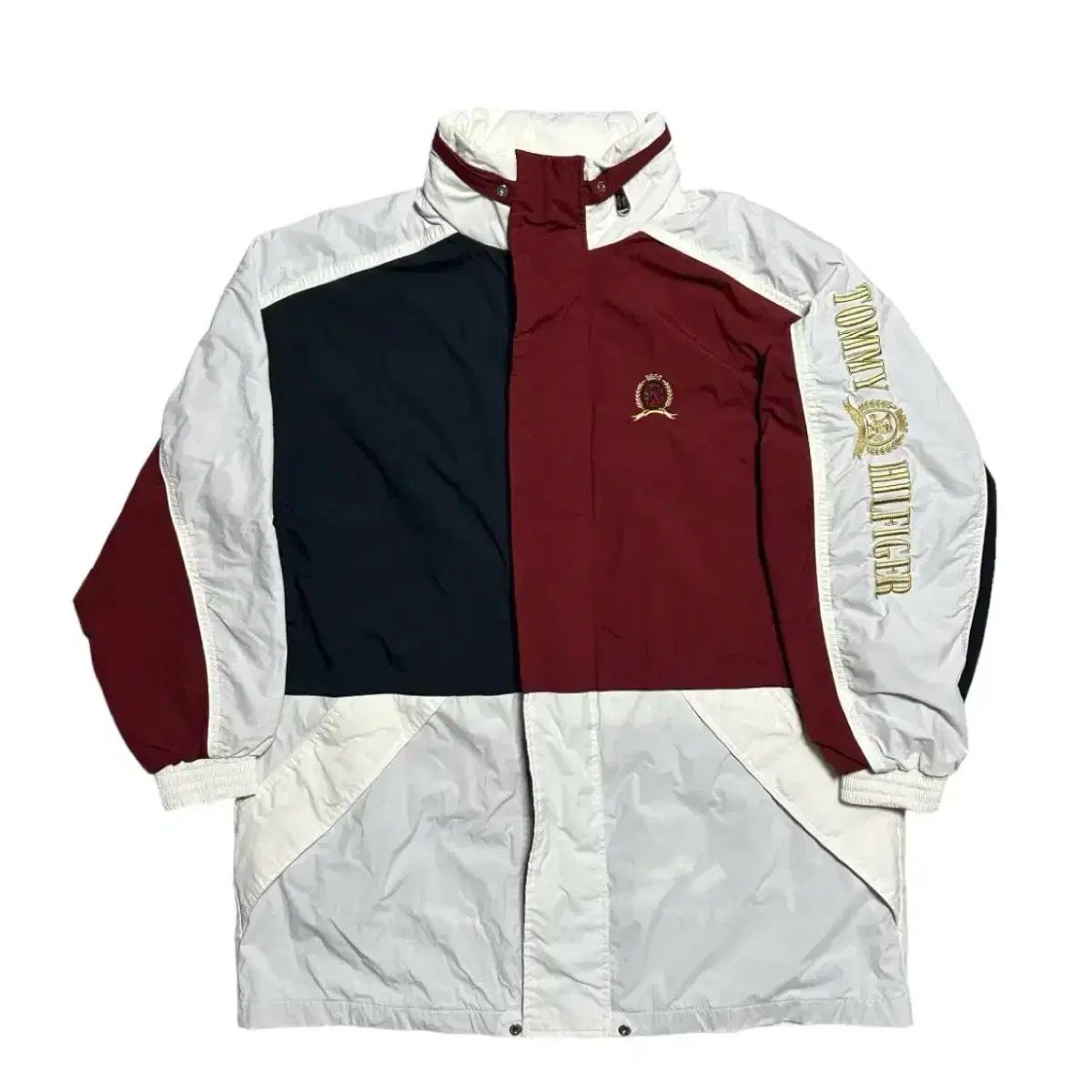 トミーヒルフィガー 限定モデル 節約 セール 月桂樹ロゴ ナイロン