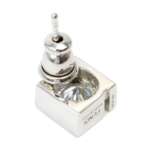 フェンディ FENDI