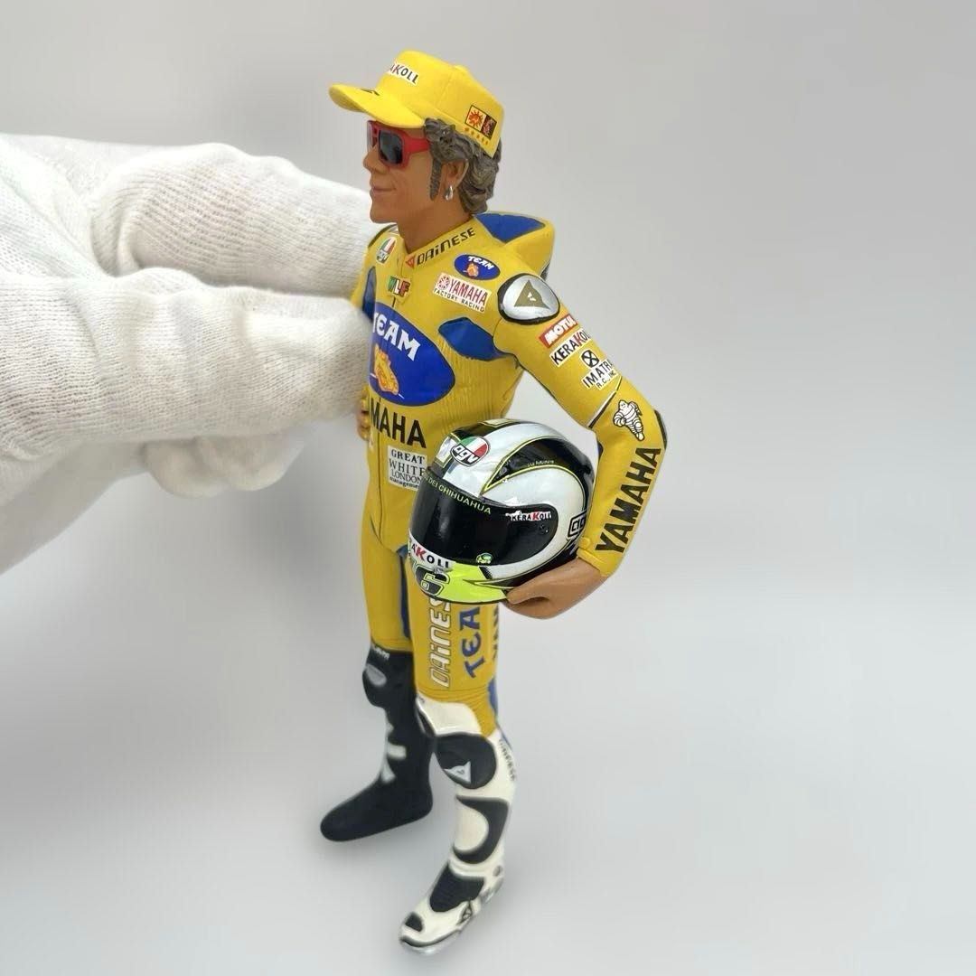 ミニチャンプス 1/12 バレンティーノ・ロッシ MotoGP 2006