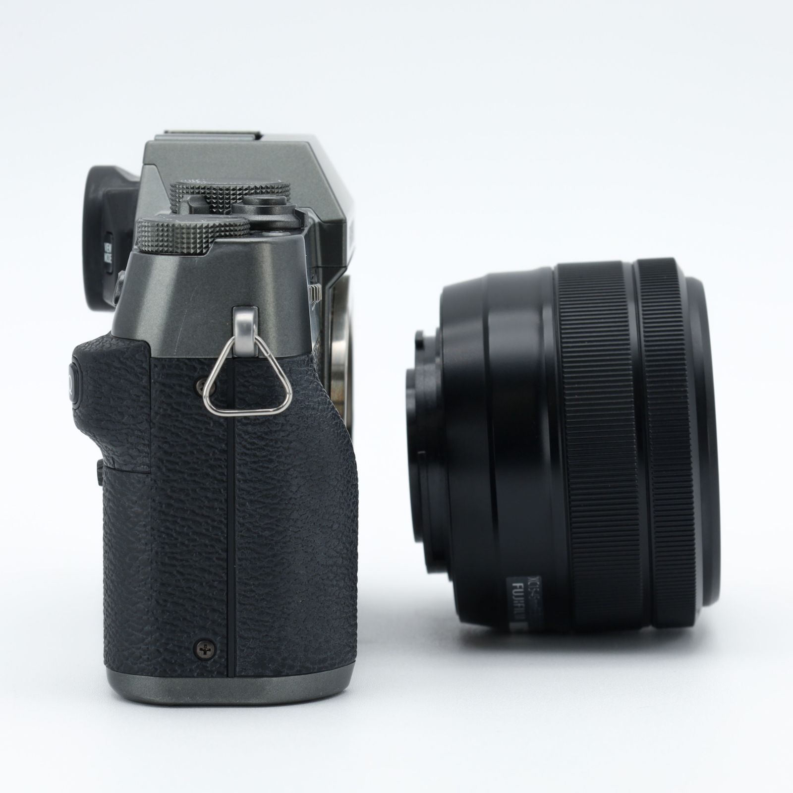 Fujifilm (富士フイルム) X-T30 15-45mmレンズキット [シルバー