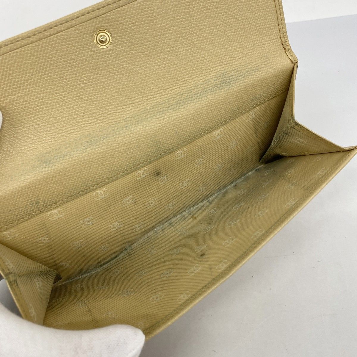 CHANEL ベージュレザー長財布 中古 5pa0152】シャネル 長財布 ココボタン レザー ベージュ ゴールド金具