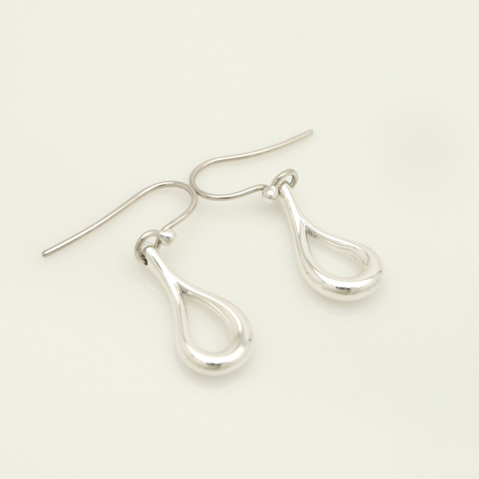 美品】ティファニー TIFFANY&Co. オープン ティアドロップ エルサ