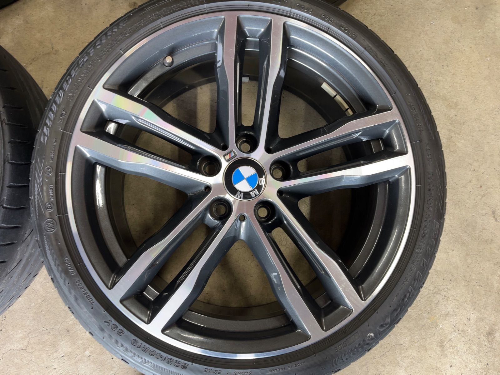 32 スタイリング704