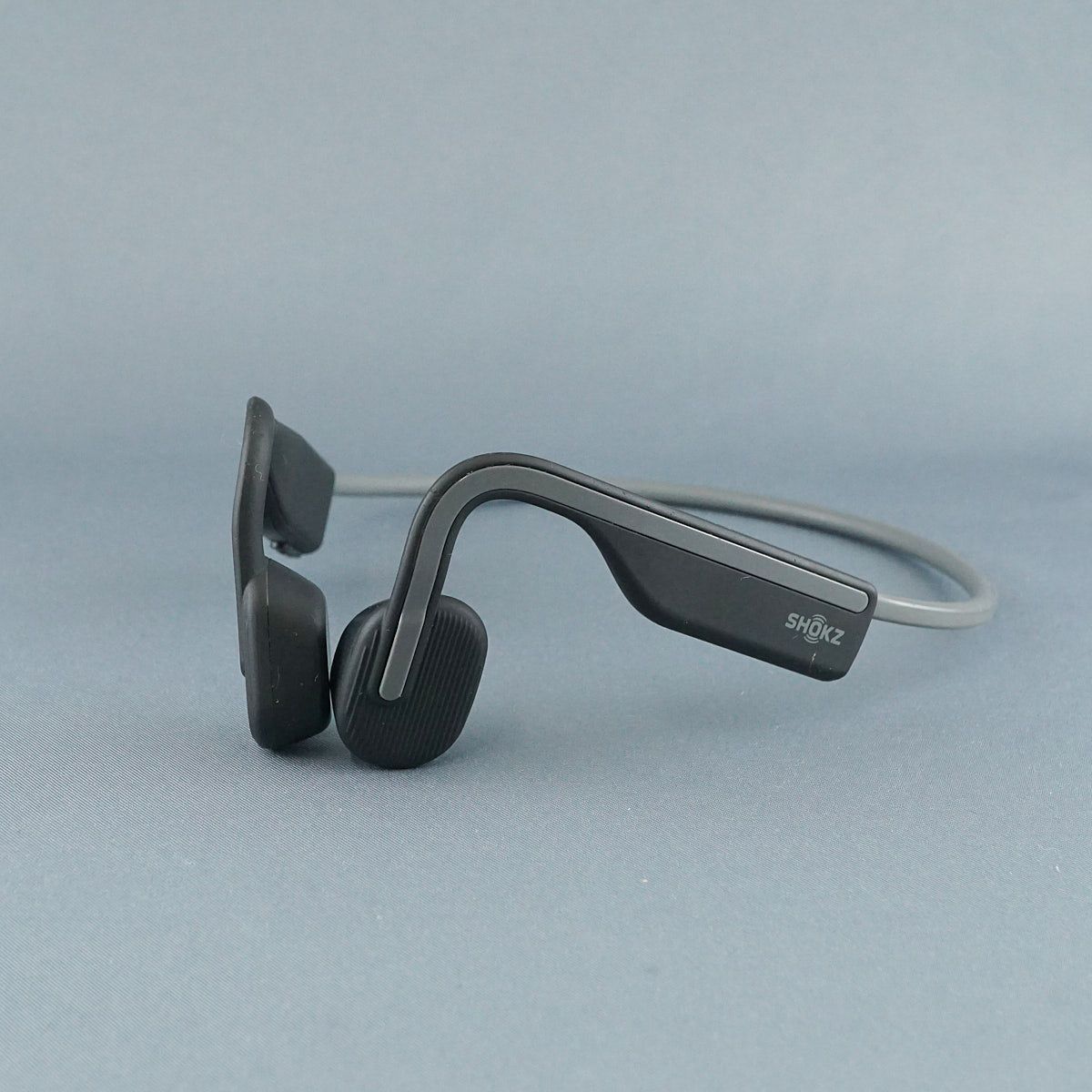 SHOKZ Open Move 骨伝導イヤホン USED美品 S661 AFT-EP-000022 グレー