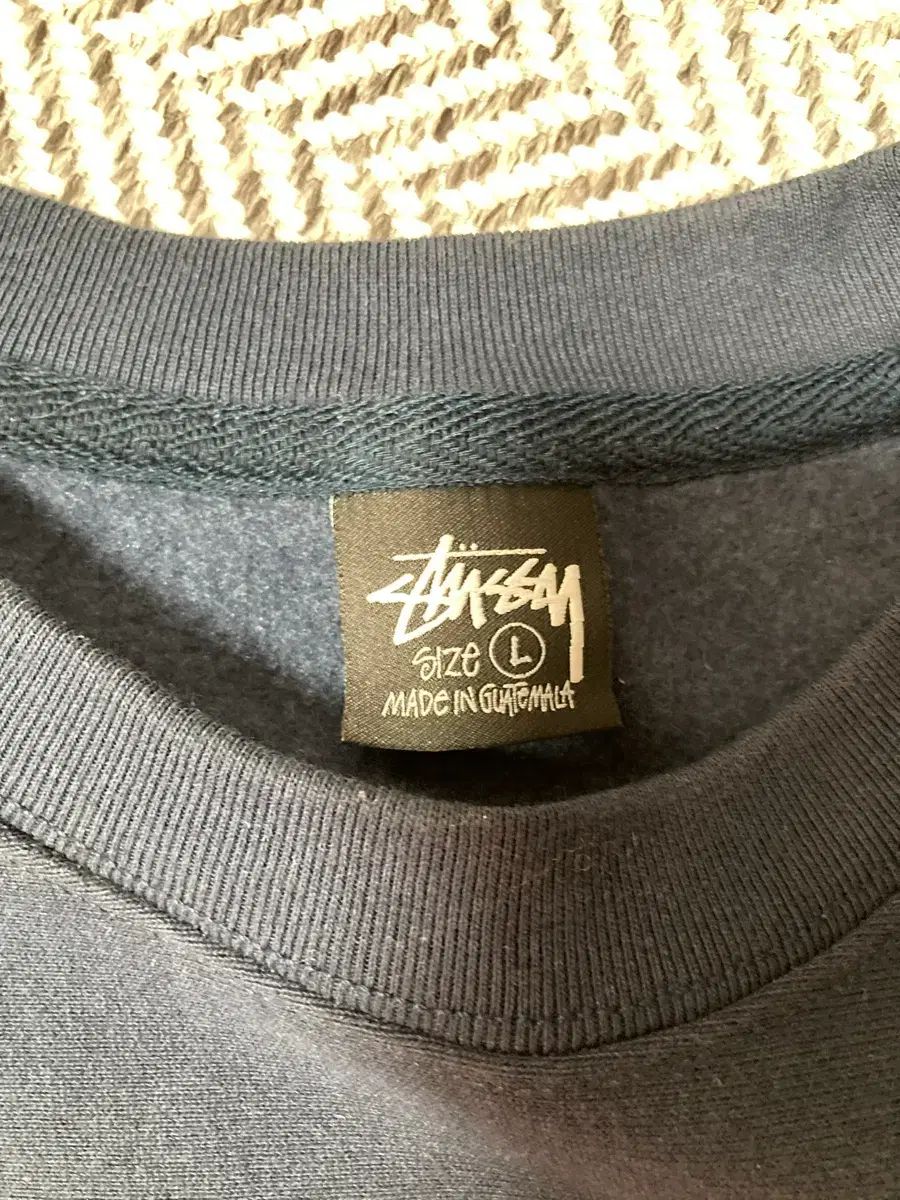 STUSSY 5スポーツ スウェットシャツ Lサイズ